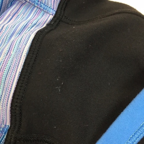 Ivivva Cropped Legging w Pockets 14 - Picture 5 of 8